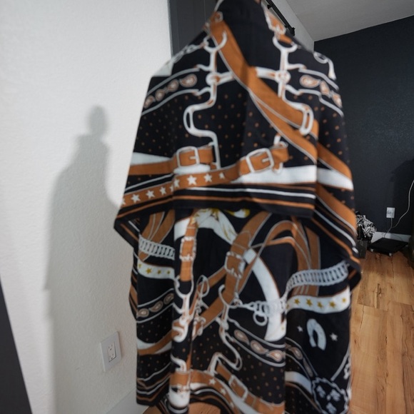 Hermes - La Promenade du Matin Bandana Shawl 140 - Picture 7 of 11